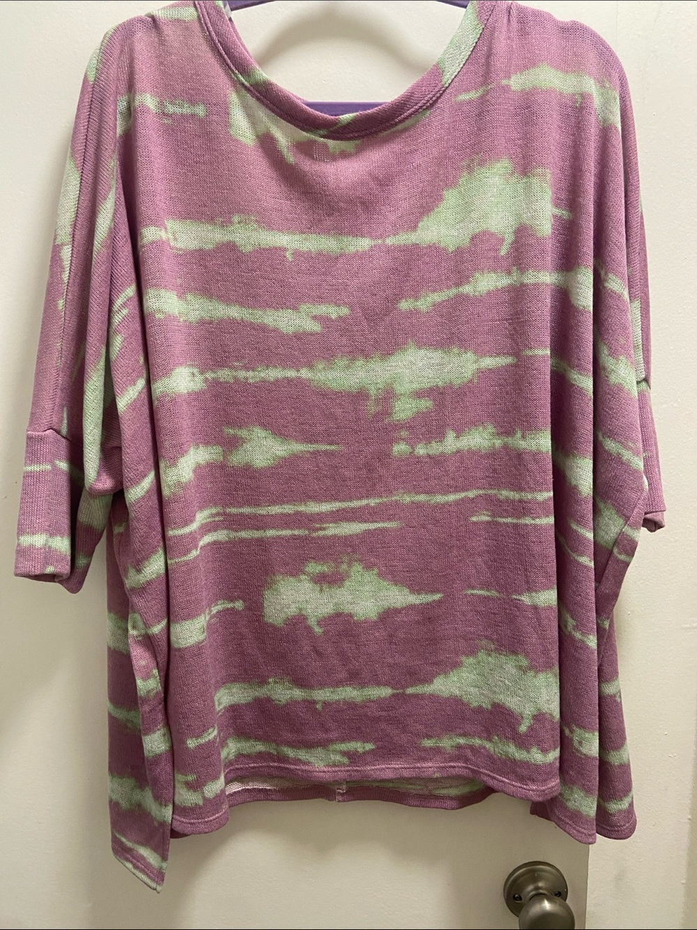 Women's Lavender Tie-Dye Short Sleeve Top
